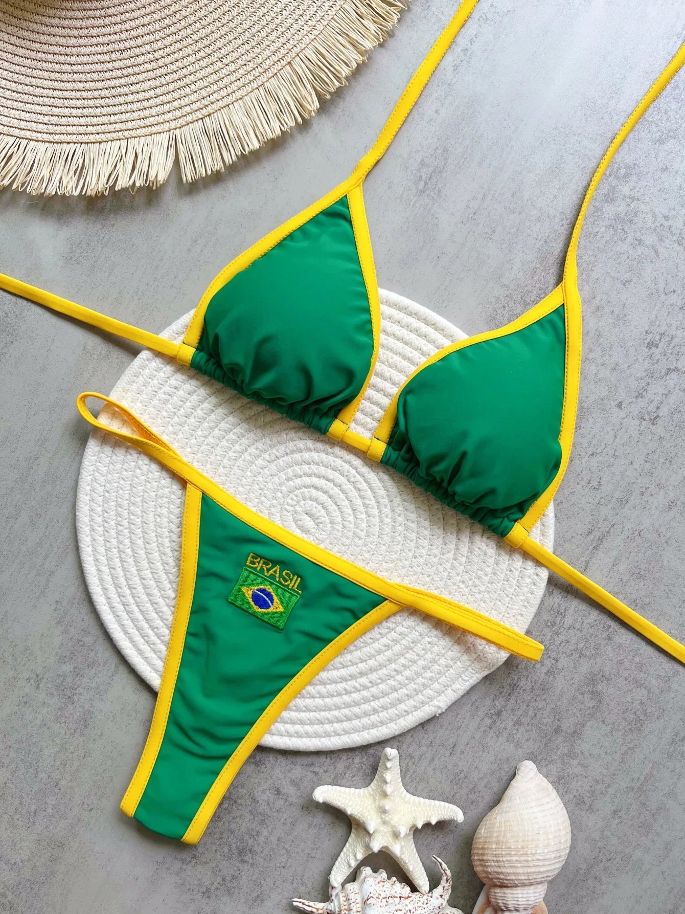Biquíni Bordado Bandeira do Brasil Patchwork Feminino com Bojo Sem Aro Verão 2026 S M L