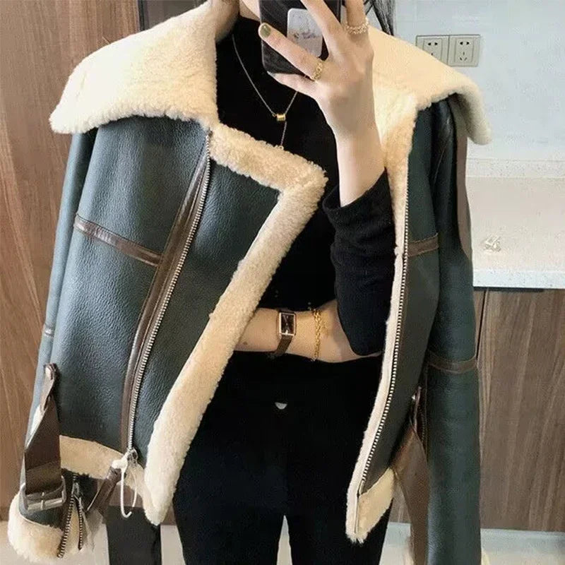 Women's Green Short Jacket – Faux Fur Lining Winter Coat | Korean Streetwear Style