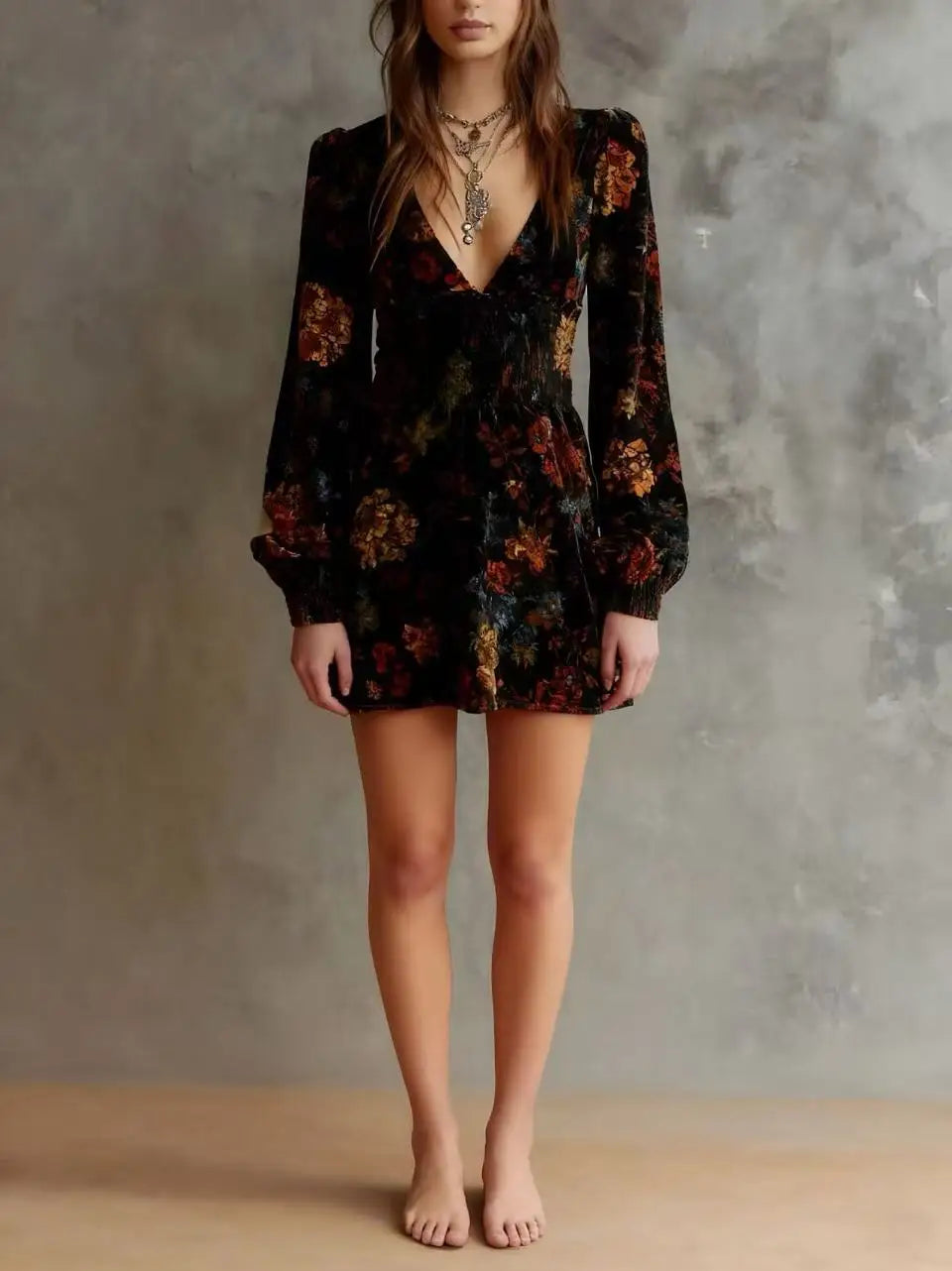 Women's Black Floral Velvet Dress – V-Neck Long Sleeve Bodycon Elegant Evening Dress