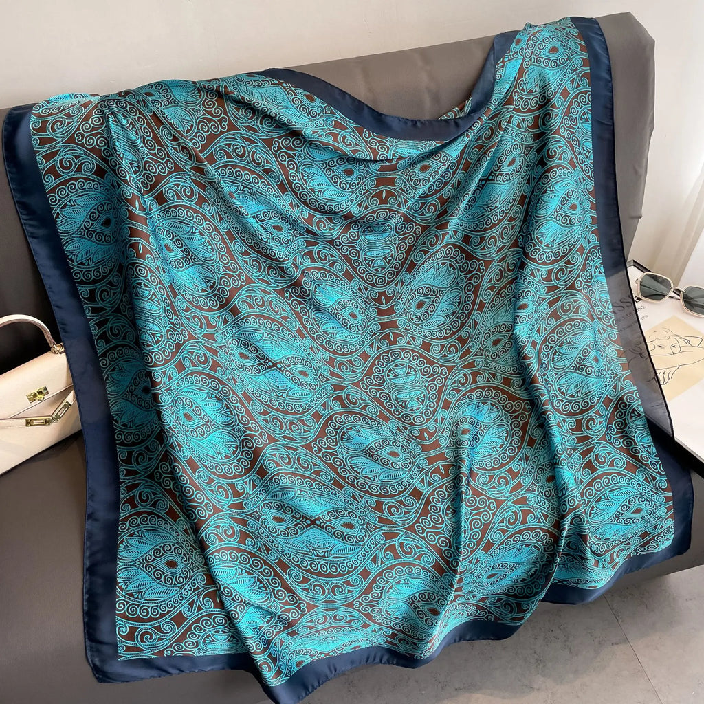 Xale Quadrado de Cetim 110x110cm Estampado Feminino Multifuncional para Praia, Cabelo e Hijab