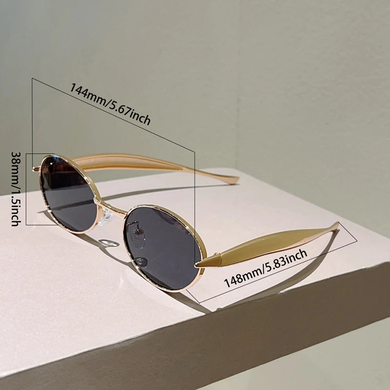 Óculos de Sol Oval Vintage Retrô com Armação Dourada e Lentes Gradiente UV400 Feminino