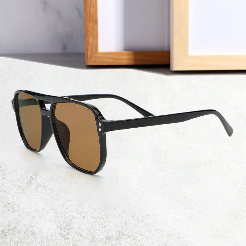 Óculos de Sol Quadrado Punk Retrô Feminino com Proteção UV400 para Praia e Viagem