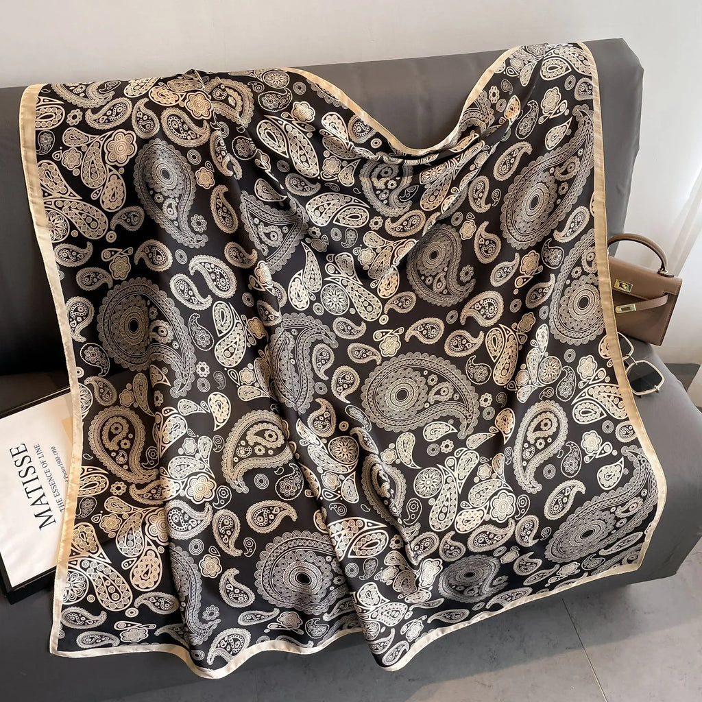Xale Quadrado de Cetim 110x110cm Estampado Feminino Multifuncional para Praia, Cabelo e Hijab