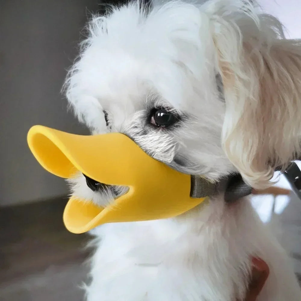 Focinheira de Silicone Bico de Pato para Cães Anti-Mordida e Anti-Latido Ajustável S M L